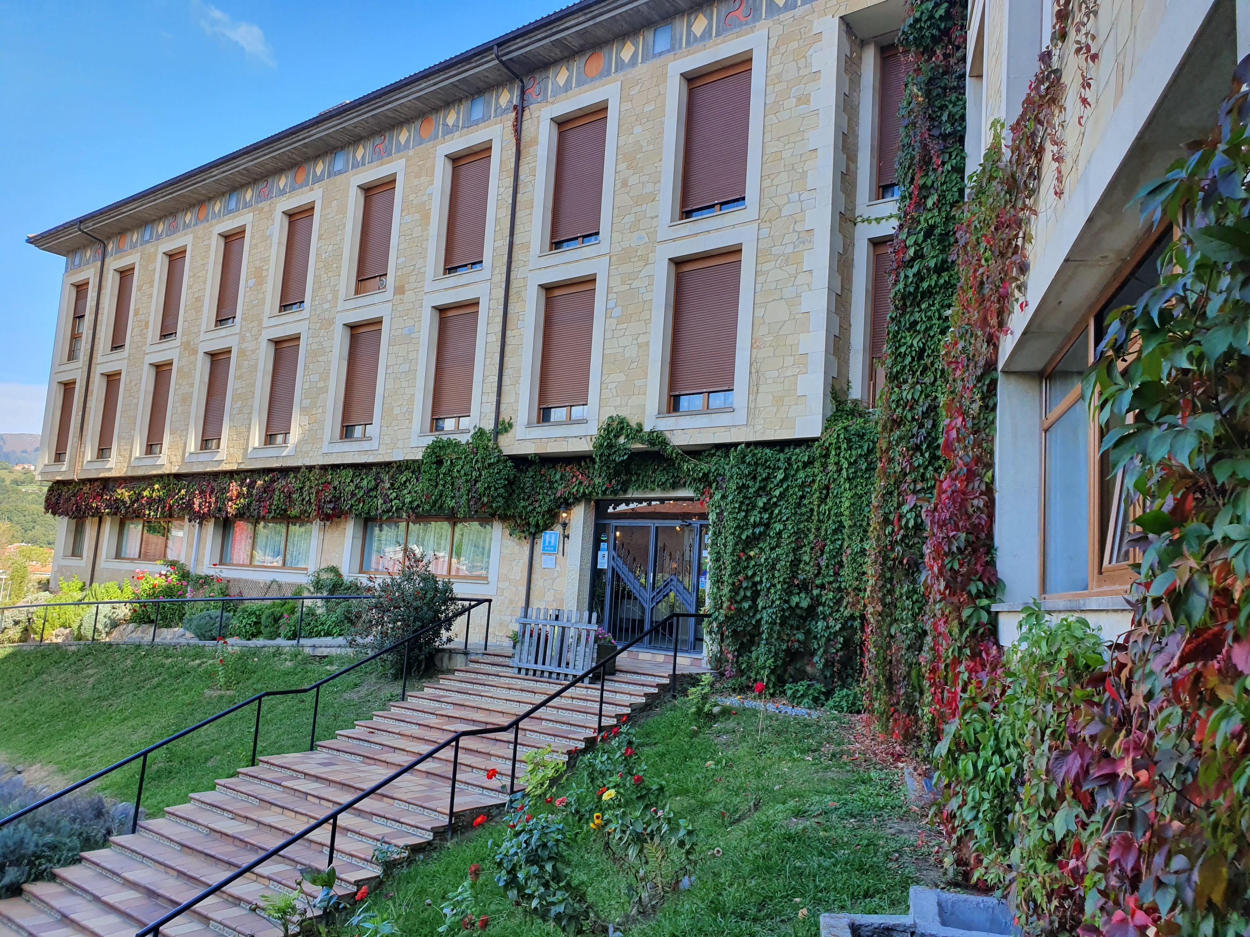 Los Acebos Arriondas Exterior photo