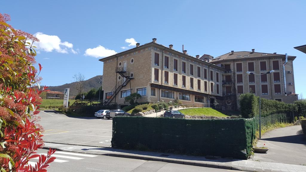 Los Acebos Arriondas Exterior photo